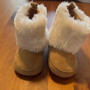 Cozy baby boots